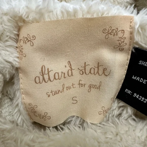 Altar’d State Reversible Faux Fur Hooded Jacket Small Leopard Print Cream Cozy - Picture 5 of 15